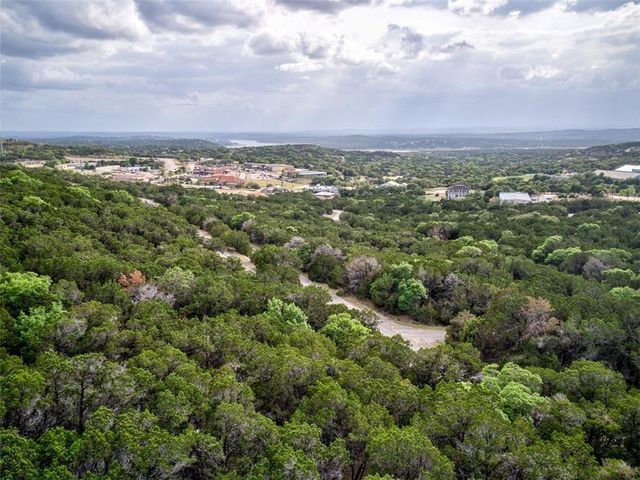 8133 Arroyo Ave, Lago Vista, TX 78645