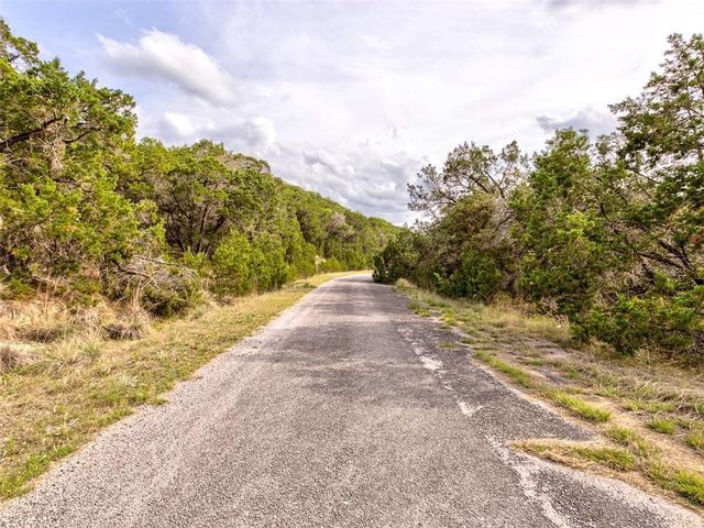 8133 Arroyo Ave, Lago Vista, TX 78645