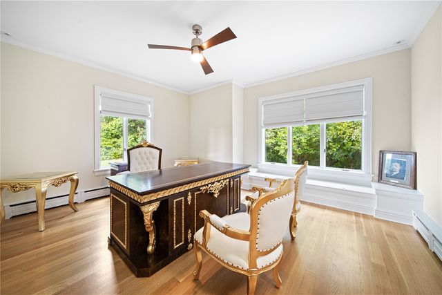 2310 NE Lakeridge Place, North Liberty, IA 52317