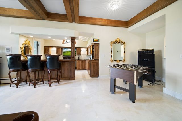 2310 NE Lakeridge Place, North Liberty, IA 52317