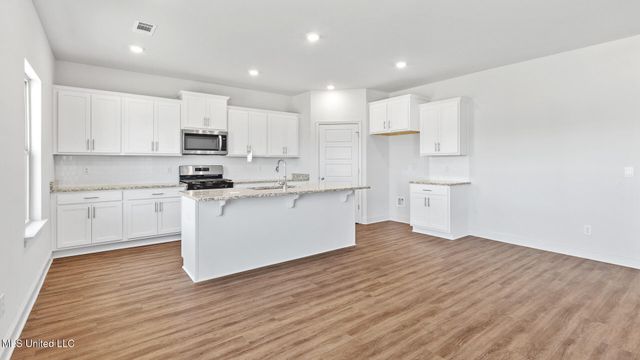327 Cornerstone Crsg, Brandon, MS 39042
