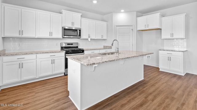 327 Cornerstone Crsg, Brandon, MS 39042