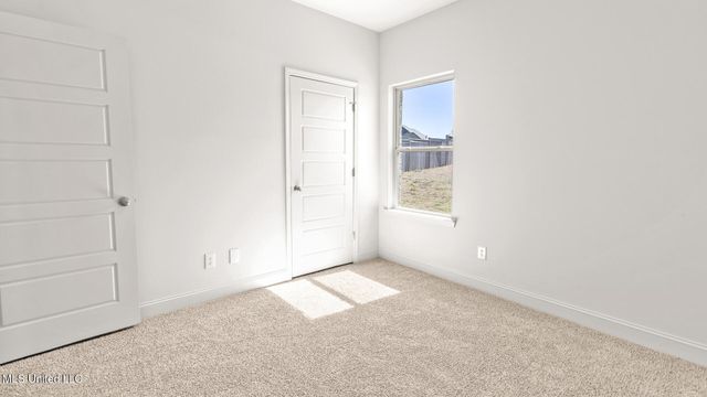 327 Cornerstone Crsg, Brandon, MS 39042