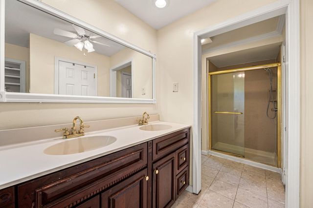 346 N WOODMONT DR, Downingtown, PA 19335