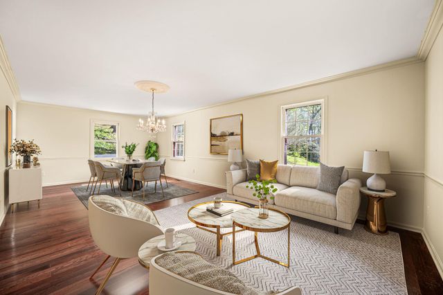 346 N WOODMONT DR, Downingtown, PA 19335