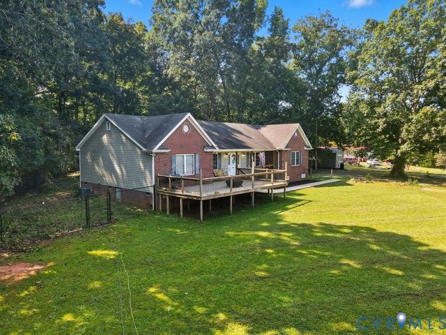 31 Fredricks Pl, Cumberland, VA 23040