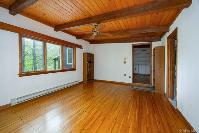 112 Old Sylvan Lake Road, Hopewell Junction, NY 12533