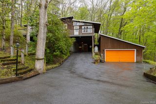 112 Old Sylvan Lake Road, Hopewell Junction, NY 12533