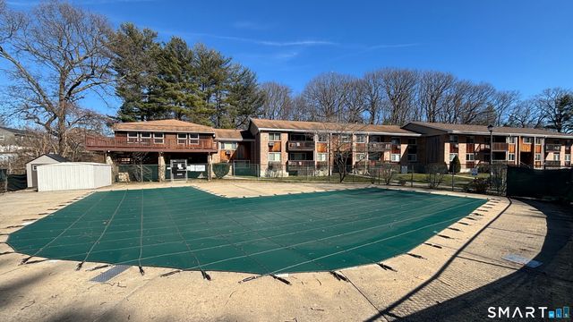 333 Vincellette Street 27, Bridgeport, CT 06606