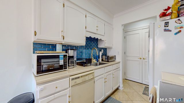 333 Vincellette Street 27, Bridgeport, CT 06606