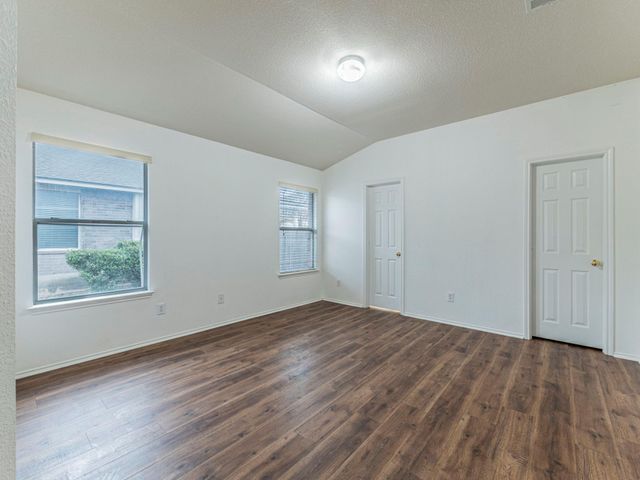 1119 Burgess DR, Leander, TX 78641