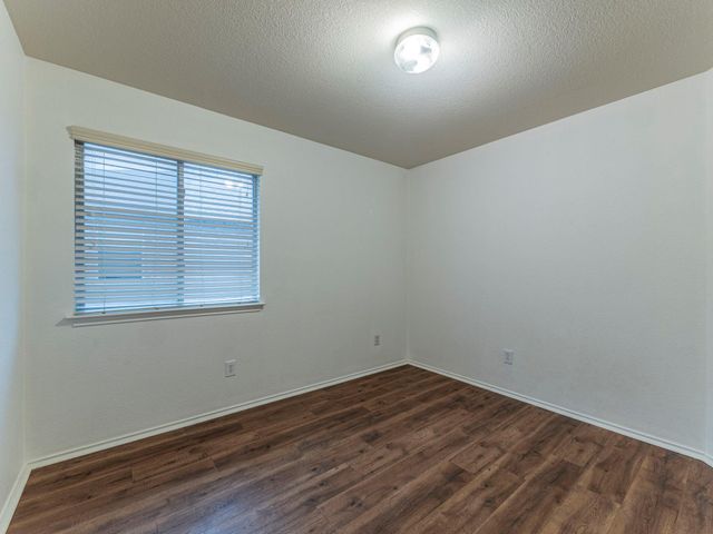 1119 Burgess DR, Leander, TX 78641