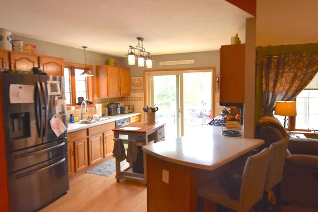 1609 Burch Circle Drive, Necedah, WI 54646