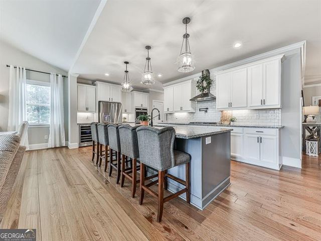 433 Parkbrook Way, Canton, GA 30114
