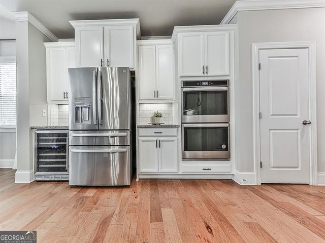 433 Parkbrook Way, Canton, GA 30114