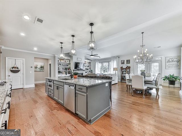 433 Parkbrook Way, Canton, GA 30114