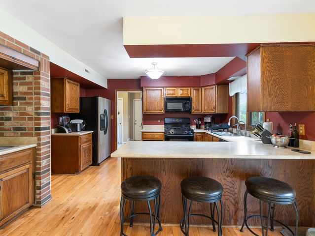 7241 Foxfire Drive, Crystal Lake, IL 60012