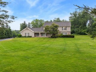 7241 Foxfire Drive, Crystal Lake, IL 60012