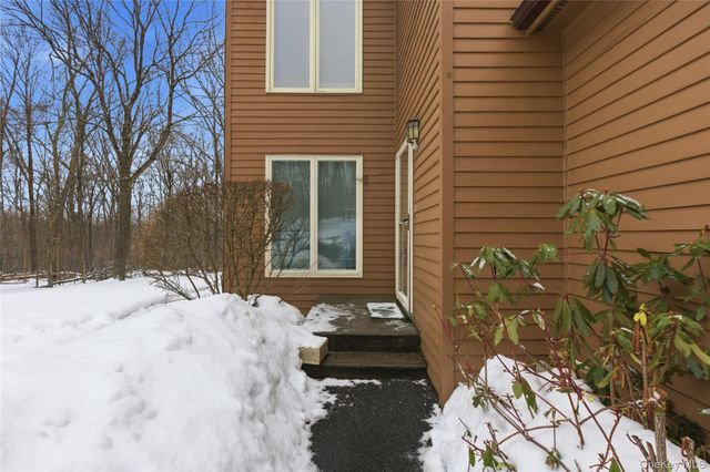 304 Beechwood Lane, Yorktown Heights, NY 10598