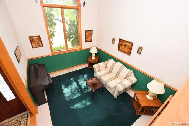 6476 Stonebrook Lane, Flushing, MI 48433