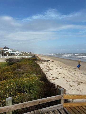 3208 Castle Drive, Crystal Beach, TX 77650