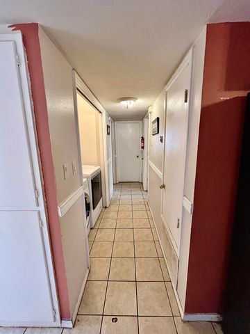 6035 Staubach Avenue NW, Albuquerque, NM 87120