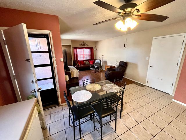 6035 Staubach Avenue NW, Albuquerque, NM 87120