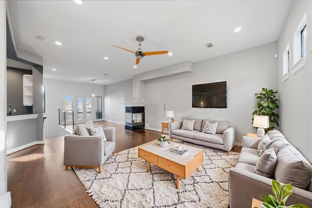 1628 Van Buren Street, Houston, TX 77006