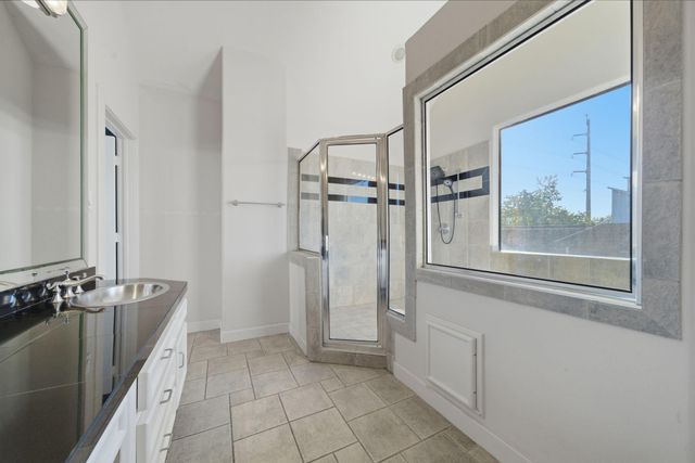 1628 Van Buren Street, Houston, TX 77006