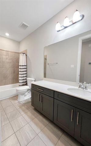 1971 Highland Meadows Drive, Pearland, TX 77089