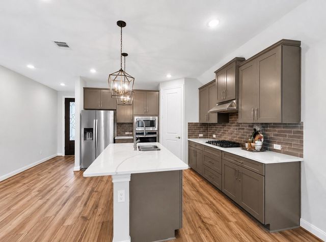 1971 Highland Meadows Drive, Pearland, TX 77089