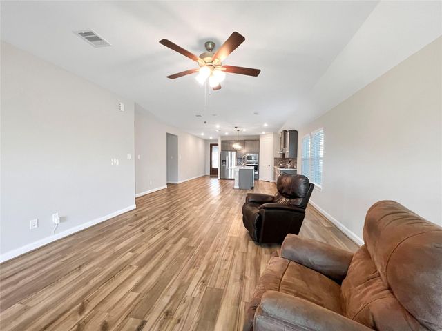 1971 Highland Meadows Drive, Pearland, TX 77089