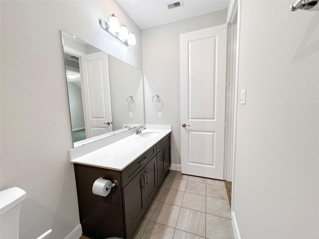 1971 Highland Meadows Drive, Pearland, TX 77089