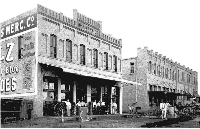 110 S Main ST 206, Elgin, TX 78621