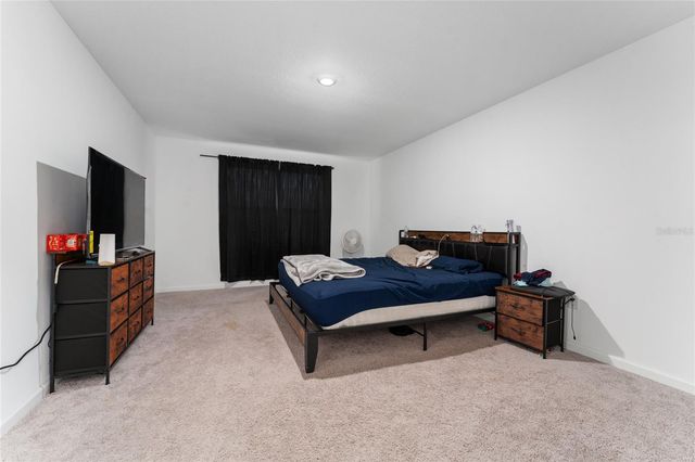 381 GRAND PINE LANE, St Cloud, FL 34771