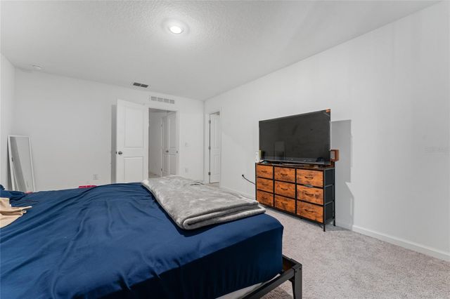 381 GRAND PINE LANE, St Cloud, FL 34771