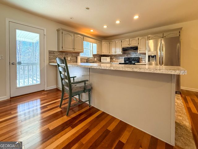 160 Heather Way, Cleveland, GA 30528