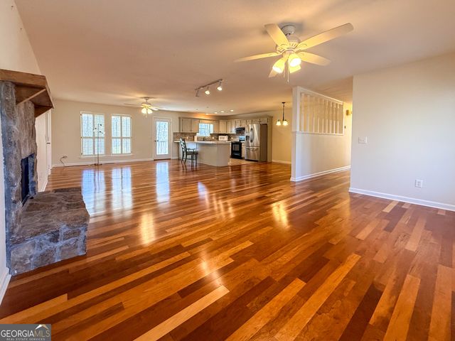 160 Heather Way, Cleveland, GA 30528