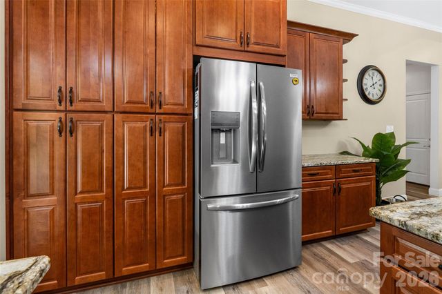 374 Giles Road, Mcconnells, SC 29726