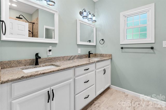 374 Giles Road, Mcconnells, SC 29726