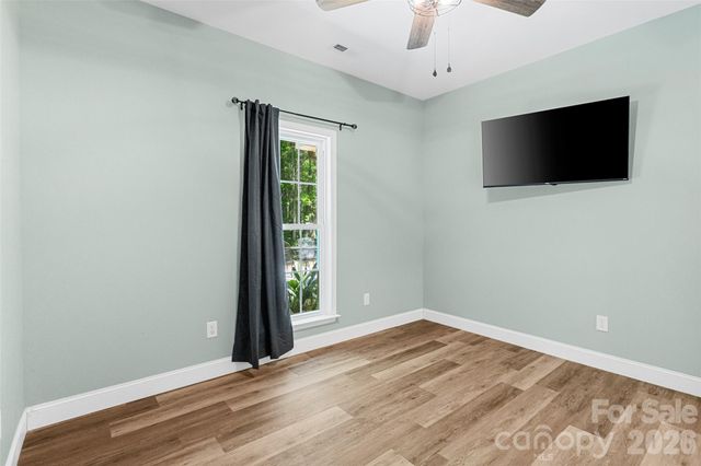 374 Giles Road, Mcconnells, SC 29726