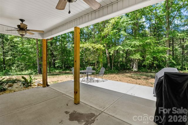 374 Giles Road, Mcconnells, SC 29726