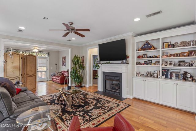 602 Southerland Farm Drive, Wilmington, NC 28411