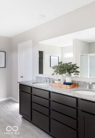 10333 Crystal Coop Lane, Indianapolis, IN 46235