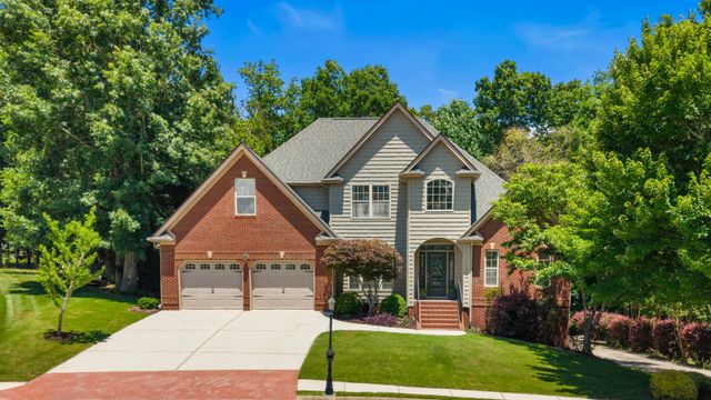 939 Brooke Stone Drive, Soddy Daisy, TN 37379