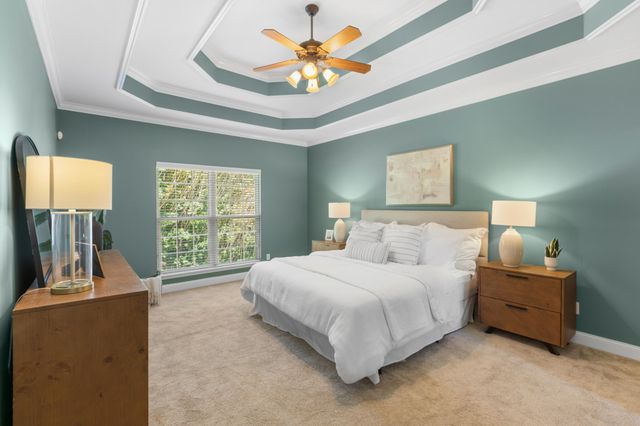 939 Brooke Stone Drive, Soddy Daisy, TN 37379