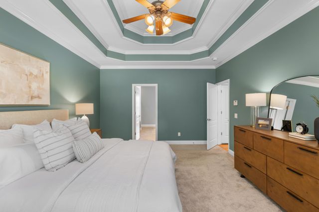939 Brooke Stone Drive, Soddy Daisy, TN 37379