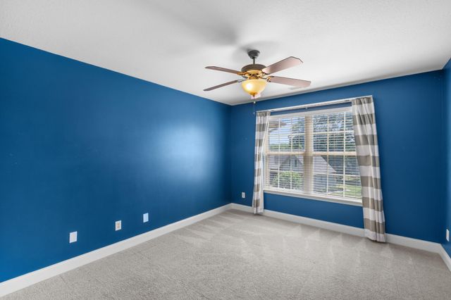 939 Brooke Stone Drive, Soddy Daisy, TN 37379