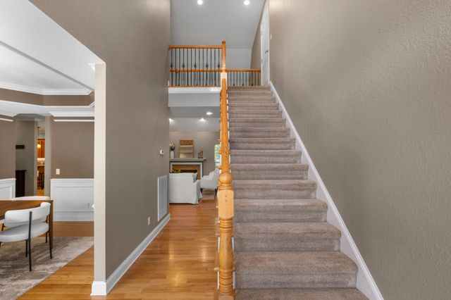 939 Brooke Stone Drive, Soddy Daisy, TN 37379