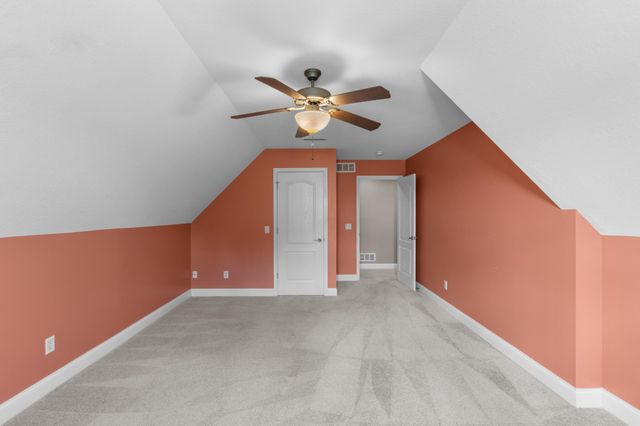 939 Brooke Stone Drive, Soddy Daisy, TN 37379